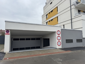 Pronájem garážového stání, České Budějovice