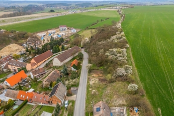 Prodej pozemku 778 m², Slaný