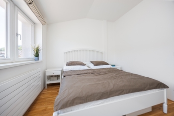 Ložnice - Prodej bytu 3+kk v osobním vlastnictví 77 m², Praha 2 - Nusle