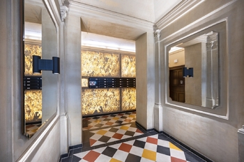 Vstupní hala - Prodej bytu 3+kk v osobním vlastnictví 77 m², Praha 2 - Nusle