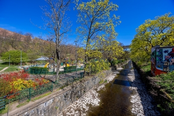 Botič - Prodej bytu 3+kk v osobním vlastnictví 77 m², Praha 2 - Nusle