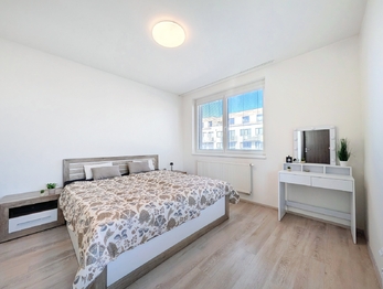 Prodej bytu 2+kk v osobním vlastnictví 55 m², Praha 5 - Hlubočepy