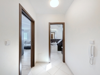 Prodej bytu 2+kk v osobním vlastnictví 55 m², Praha 5 - Hlubočepy