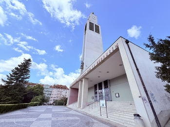 Prodej bytu 2+kk v osobním vlastnictví 40 m², Praha 10 - Vršovice