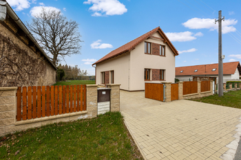 Prodej domu 146 m², Petrovice I