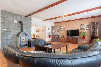 1. NP - denní pokoj ... - Prodej domu 181 m², Habry