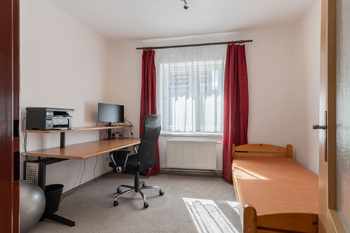 1. NP - pracovna ... - Prodej domu 181 m², Habry