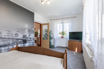 1. NP - 1. ložnice ... - Prodej domu 181 m², Habry