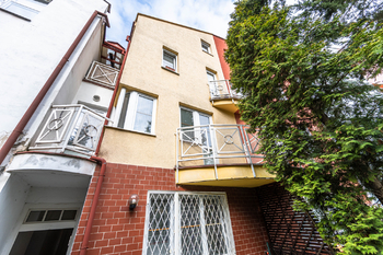 Prodej domu 330 m², Praha 9 - Kyje