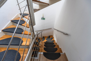 Prodej domu 330 m², Praha 9 - Kyje