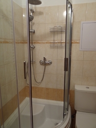 Prodej domu 330 m², Praha 9 - Kyje