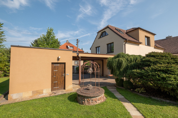 Prodej domu 189 m², Úvaly