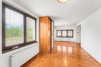 Dětský pokoj - Prodej domu 189 m², Úvaly