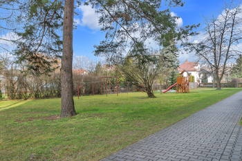 Pronájem bytu 2+1 v družstevním vlastnictví 55 m², Hradec Králové