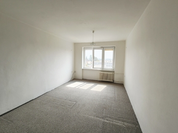 Pronájem bytu 2+1 v družstevním vlastnictví 55 m², Hradec Králové