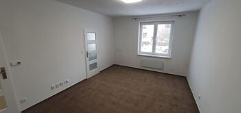 Pronájem bytu 2+1 v osobním vlastnictví 56 m², Pardubice