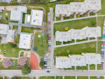 Dron - ptačí pohled - Prodej bytu 3+1 v osobním vlastnictví 88 m², Valdice