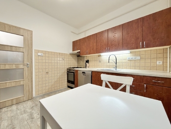 Prodej bytu 1+1 v osobním vlastnictví 42 m², Žatec