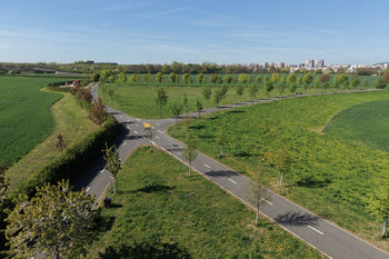 Prodej pozemku 590 m², Praha 9 - Miškovice