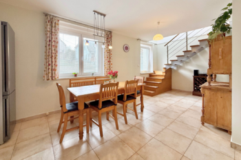 kuchyně s jídelnou - Prodej domu 123 m², Roztoky