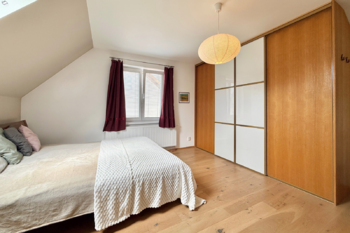 ložnice - Prodej domu 123 m², Roztoky