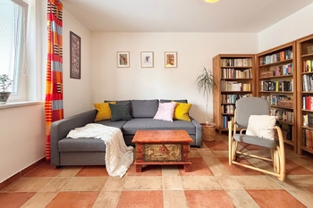 obývací pokoj - Prodej domu 123 m², Roztoky