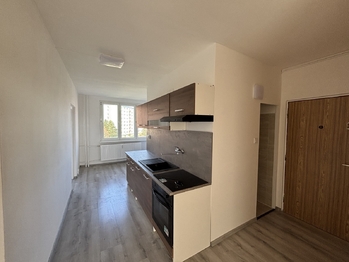 Pronájem bytu 3+1 v osobním vlastnictví 76 m², Chomutov