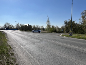 Prodej pozemku 6120 m², Stochov