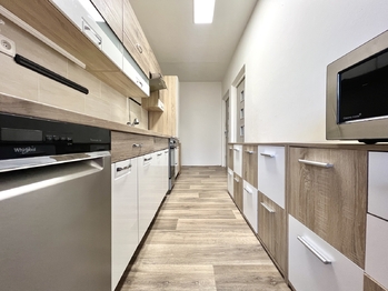 Prodej bytu 3+1 v družstevním vlastnictví 60 m², Chomutov