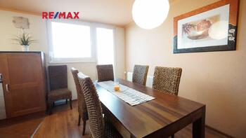 jídelna - Pronájem bytu 2+kk v osobním vlastnictví 73 m², Praha 9 - Černý Most