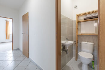 Toaleta - Pronájem bytu 3+1 v osobním vlastnictví 95 m², Brandýs nad Labem-Stará Boleslav