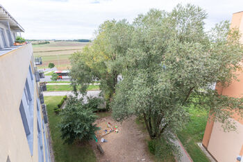 Výhled z balkonu - Pronájem bytu 3+1 v osobním vlastnictví 95 m², Brandýs nad Labem-Stará Boleslav