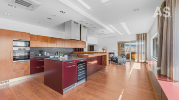 Prodej bytu 4+kk v osobním vlastnictví 223 m², Lipno nad Vltavou