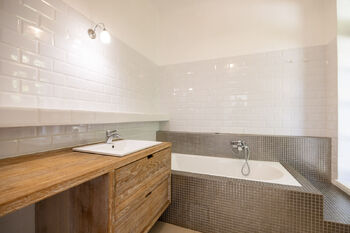 Prodej domu 219 m², Vráž