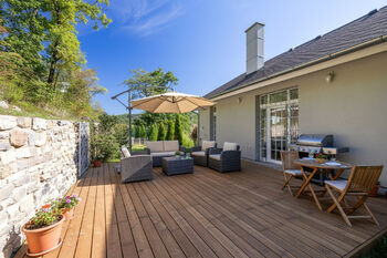 Prodej domu 219 m², Vráž