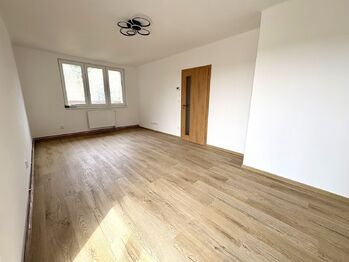 Pronájem bytu 3+1 v osobním vlastnictví 67 m², Stachy
