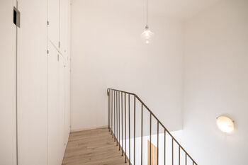 Vestavěné skříně - Prodej bytu 4+kk v osobním vlastnictví 104 m², Vráž