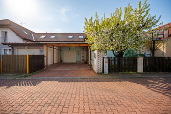 Prodej domu 149 m², Praha 10 - Kolovraty