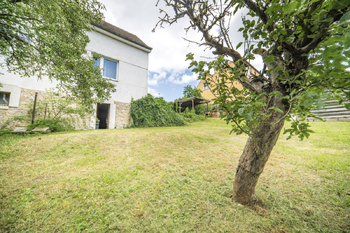 Prodej pozemku 705 m², Praha 5 - Lochkov