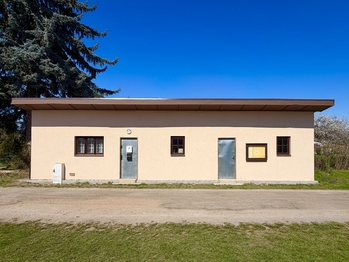 klubovna zahrádkářů v osadě - Prodej chaty / chalupy 8 m², Pardubice