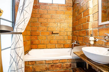 Pronájem bytu 2+1 v osobním vlastnictví 54 m², Praha 6 - Vokovice