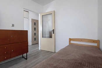 Prodej bytu 3+1 v osobním vlastnictví 74 m², Praha 5 - Stodůlky