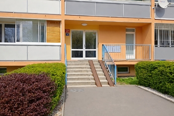 Prodej bytu 3+1 v osobním vlastnictví 74 m², Praha 5 - Stodůlky