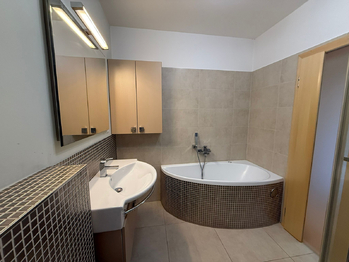 +420 604 191 744 I denisa.myslivcova@re-max.cz - Pronájem bytu 3+kk v osobním vlastnictví 59 m², Ostrava