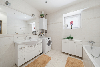 Prodej domu 139 m², Praha 10 - Kolovraty