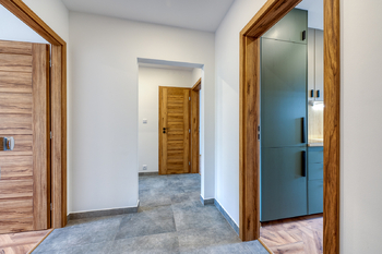 Pronájem bytu 4+kk v osobním vlastnictví 82 m², Praha 4 - Modřany