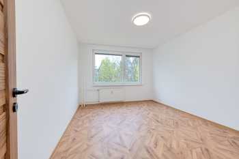 Pronájem bytu 3+1 v osobním vlastnictví 65 m², Praha 4 - Háje
