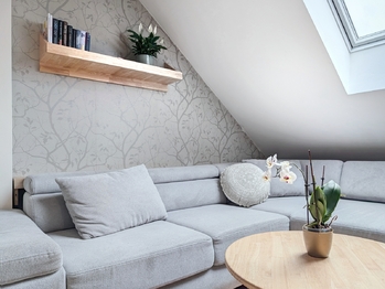 Prodej bytu 3+1 v osobním vlastnictví 74 m², Všeradice