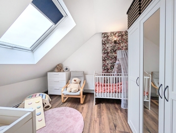 Prodej bytu 3+1 v osobním vlastnictví 74 m², Všeradice