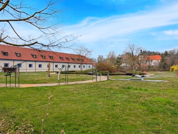 Prodej bytu 3+1 v osobním vlastnictví 74 m², Všeradice